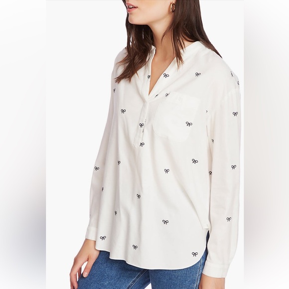 NWT Court & Row Bow Embroidered Long Sleeve Henley Top White Navy Size Large - Picture 10 of 10